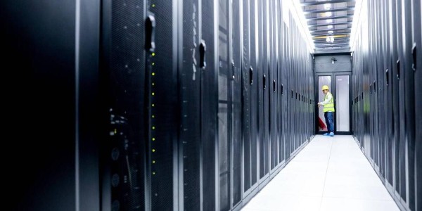 机房环境监控系统：保障数据中心稳定运行的“隐形卫士”
